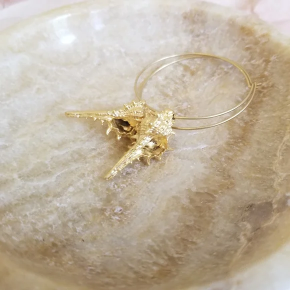 Triton Shell Hoops - Picture 5 of 6